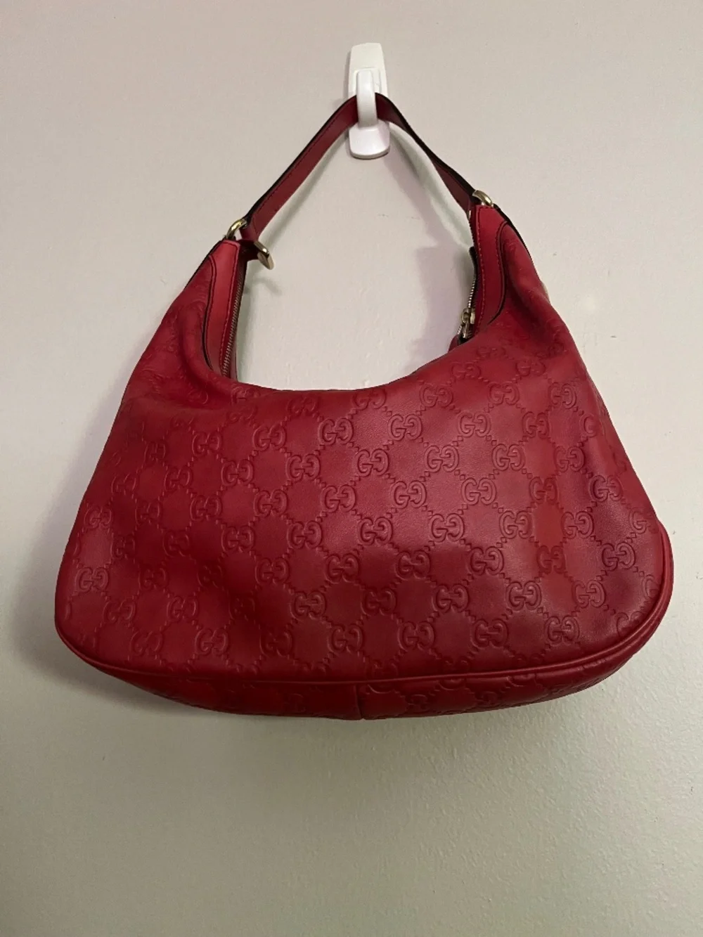🌺Beautiful Authentic Gucci Guccissima Charmy  Hobo Red Leather Bag.